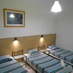 Crescent Hostel *