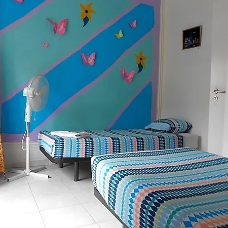 Crescent بيت شباب *