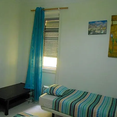 بيت شباب Crescent *