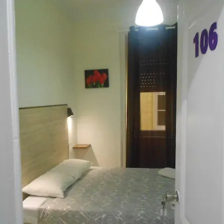 Hostel Crescent Lisbon