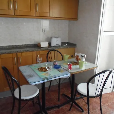 بيت شباب Crescent *