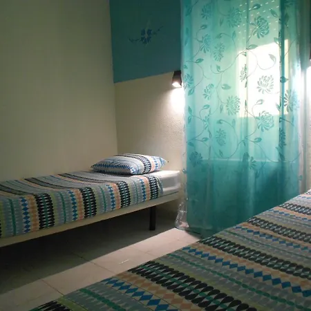 Crescent بيت شباب